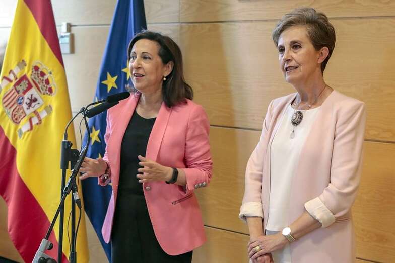 Margarita Robles y Paz Esteban/Multimedia.